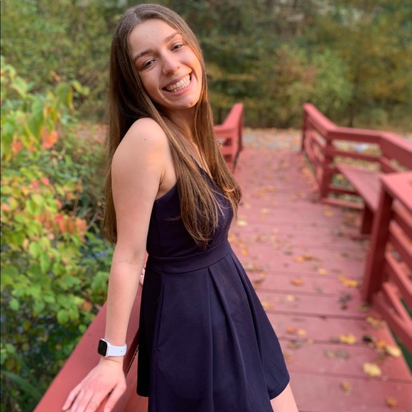 Meet your Posher, Bella - Picture 3 of 4